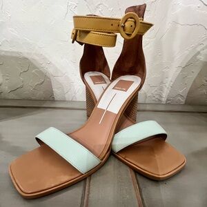 Dolce Vita sandals! Size 10